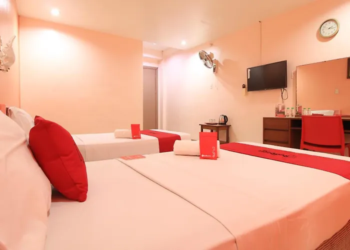Hotel Reddoorz @ Chinatown Binondo 3*