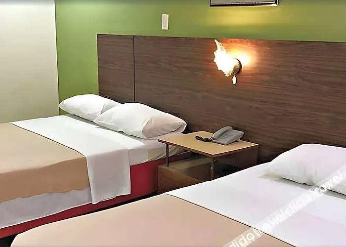 Hotel Reddoorz @ Chinatown Binondo 3*